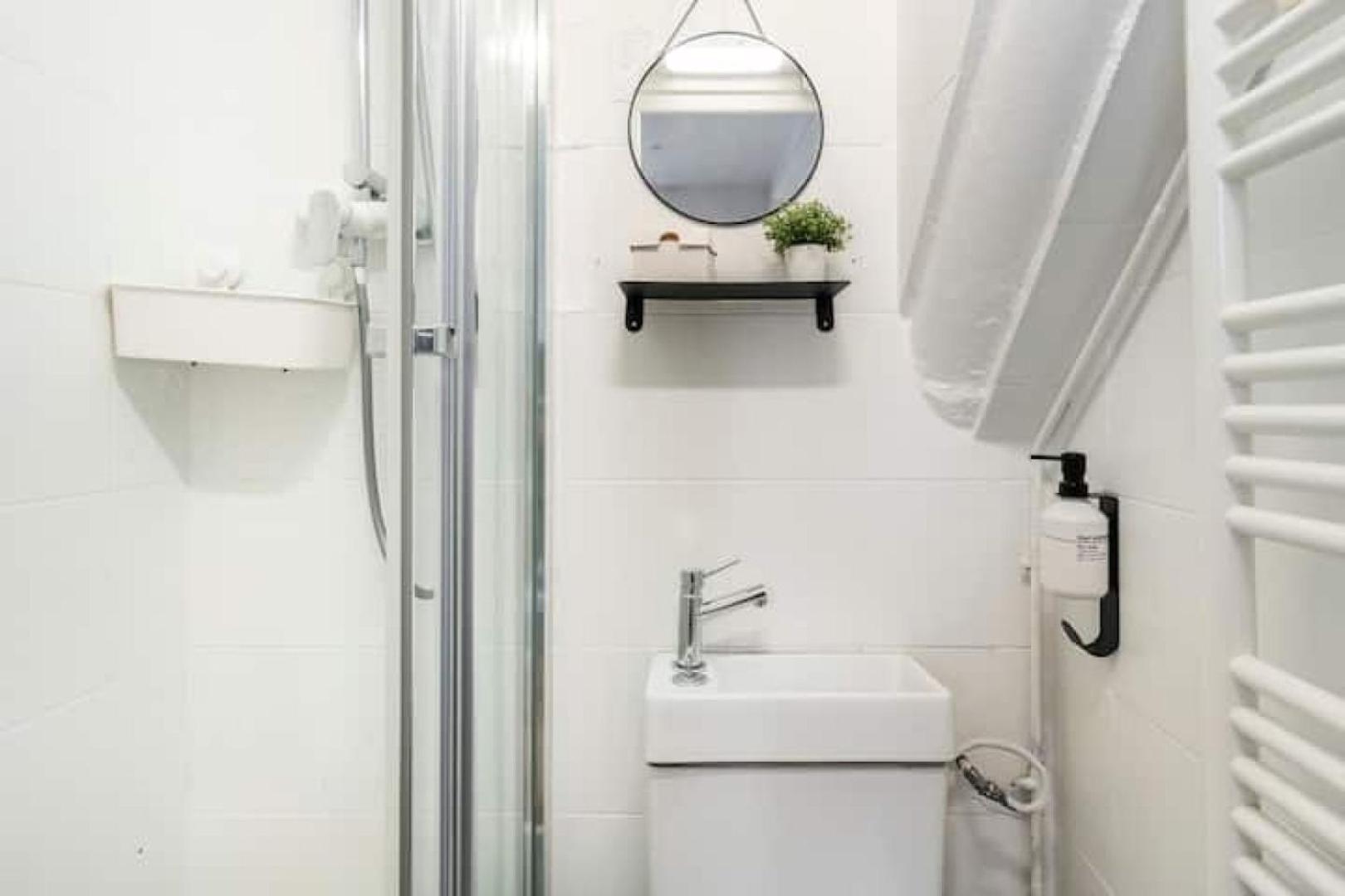 Cocoon In The Heart Of Batignolles | By Airnest Apartment Париж Екстериор снимка